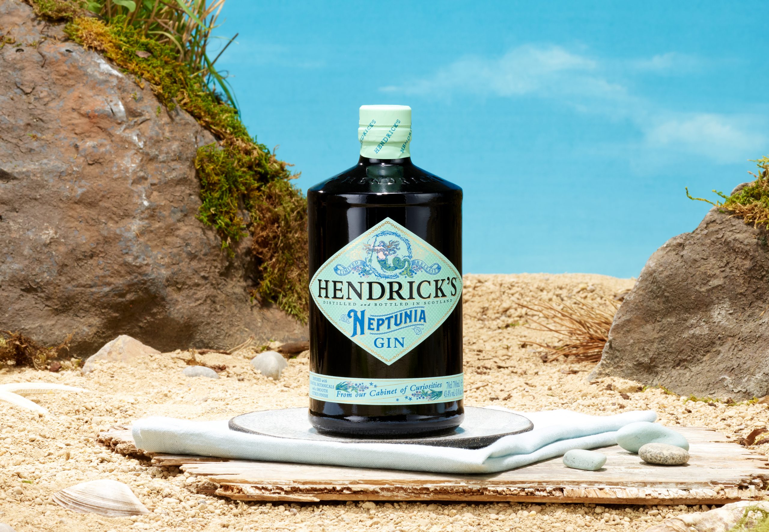 Hendrick’s Neptunia Bottle (Landscape)